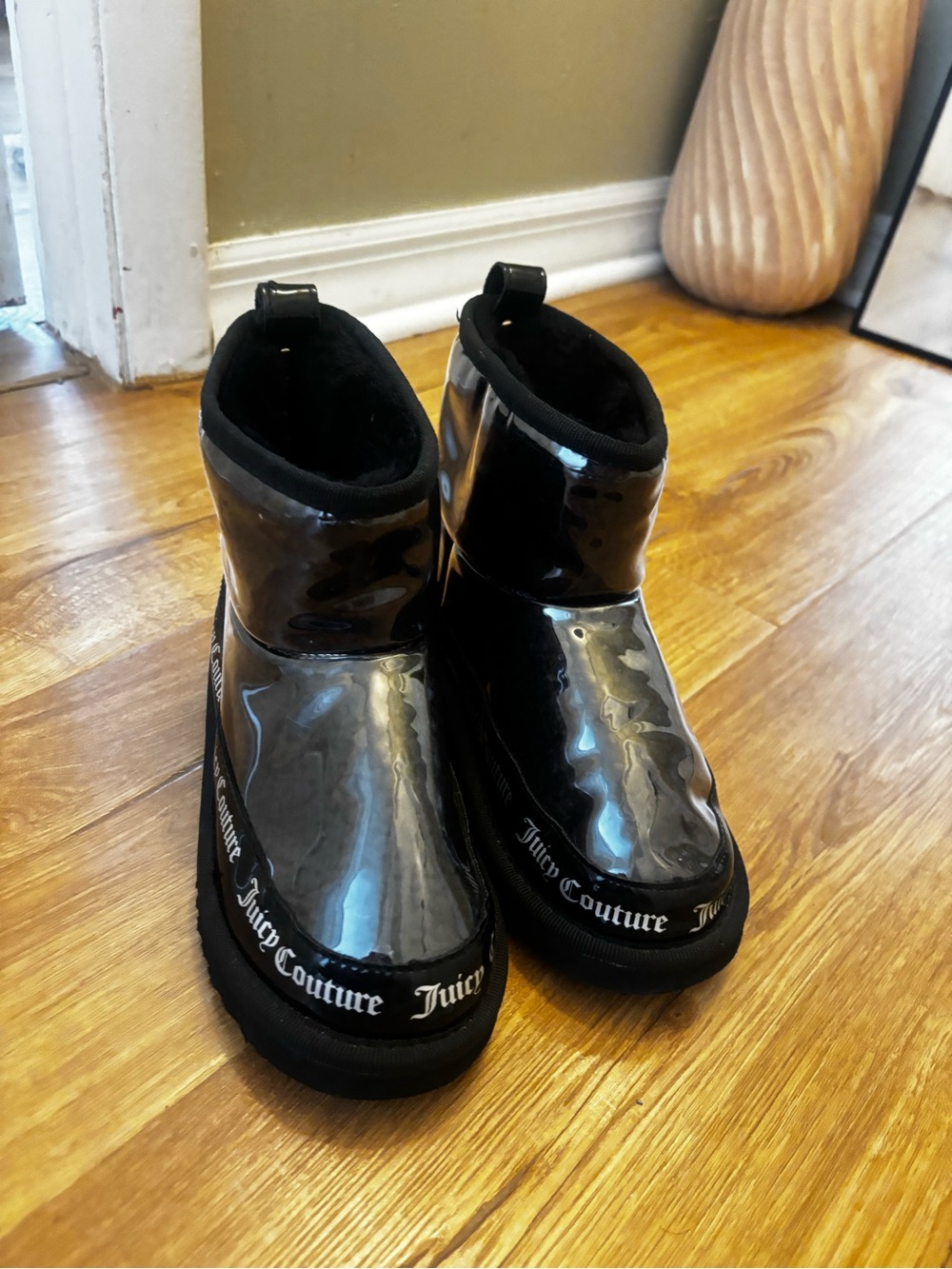 Juicy Couture Black Glossy Kids Rain Booties